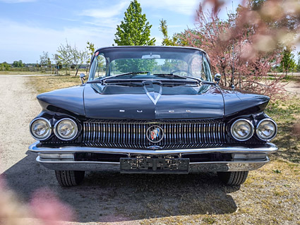 Verkauf - Buick Electra 225 Riviera Wildcat 6-Window Hardtop Sedan 1960