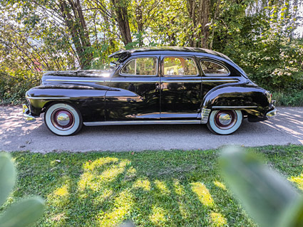 Verkauf - Dodge Custom (Serie D24) Four-Door Sedan Flathead 1948