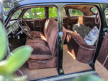 Verkauf - Dodge Custom (Serie D24) Four-Door Sedan Flathead 1948
