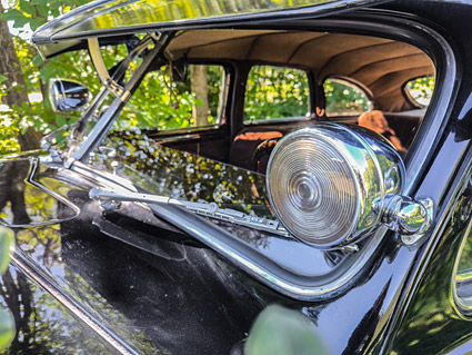 Verkauf - Dodge Custom (Serie D24) Four-Door Sedan Flathead 1948
