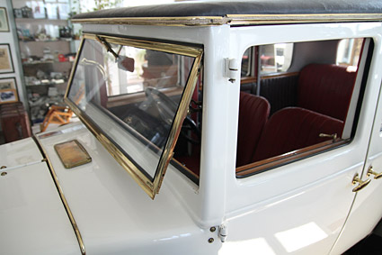 Verkauf - Morris Cowley Saloon Six-Light 1930