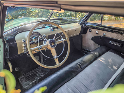 Verkauf - Oldsmobile 98 Futuramic Holiday DeLuxe Hardtop Coupé 1949